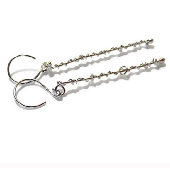 925 Bar Vine Earrings - Picture 2 of 4